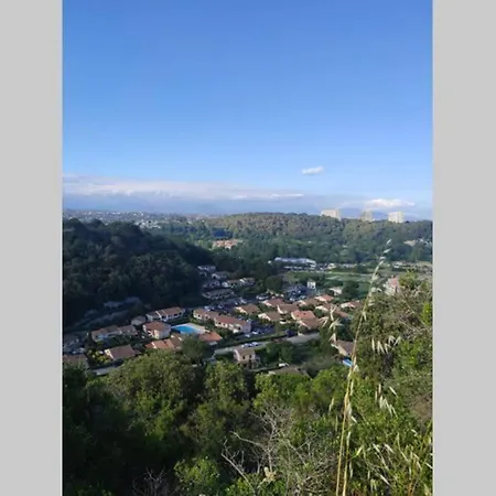 Flat * Villeneuve-Loubet